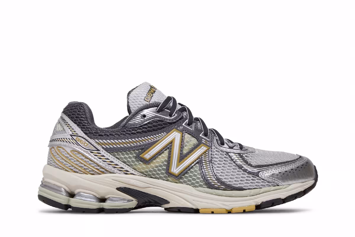 New Balance 860v2 Rain Cloud Magnet, view 2