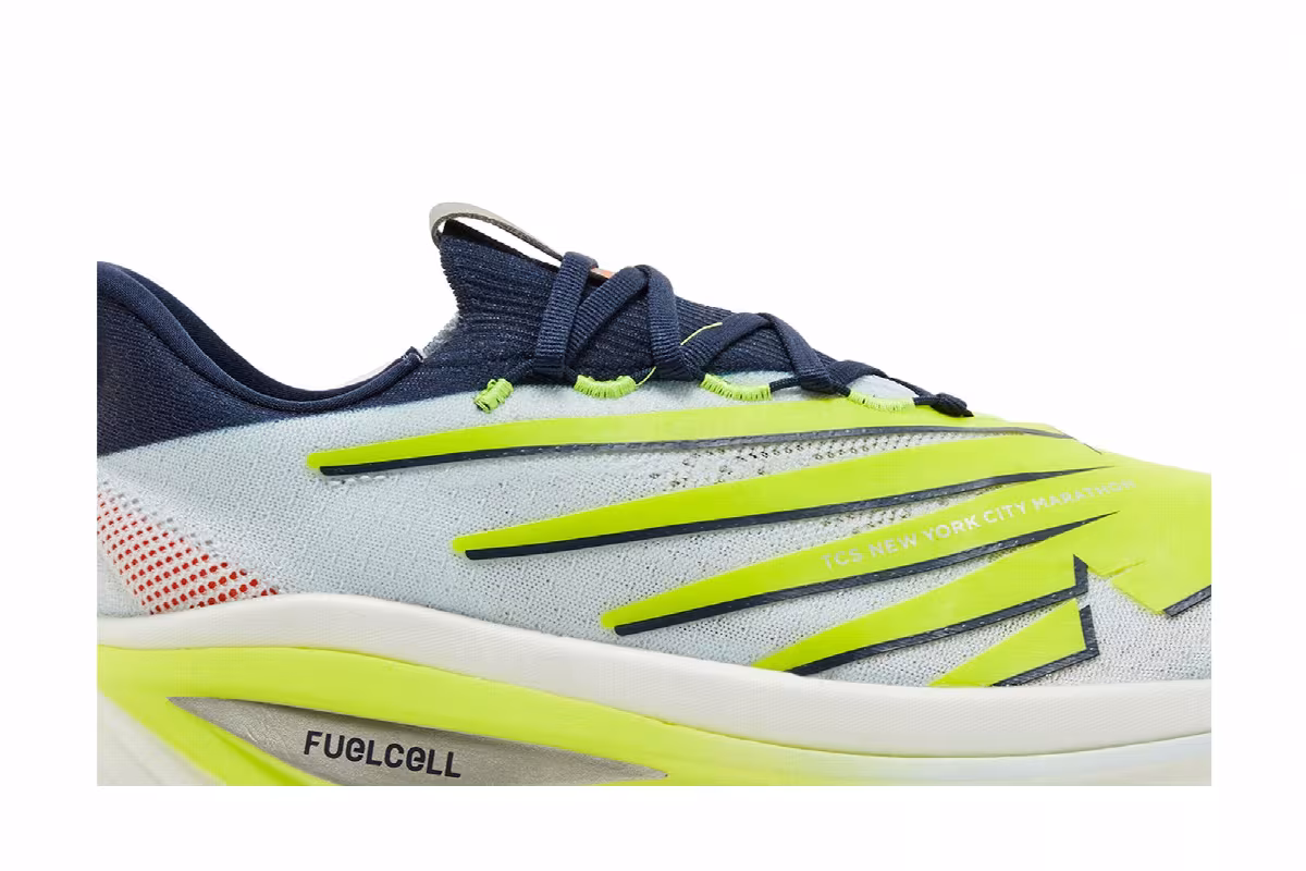 New Balance FuelCell SuperComp Elite v3 TCS NYC Marathon 2023, view 3