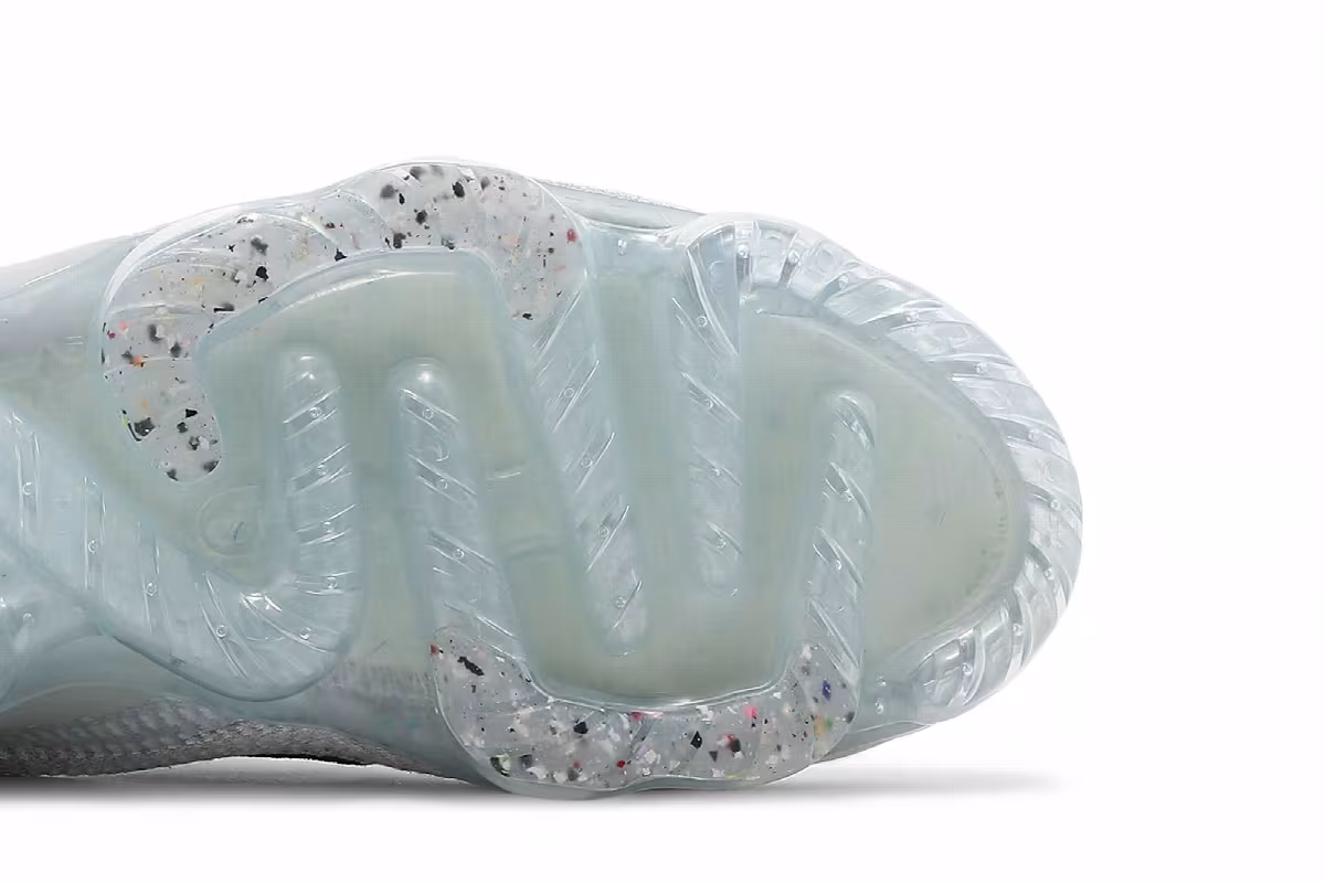 Nike Air VaporMax 2021 Flyknit Monochrome, view 6