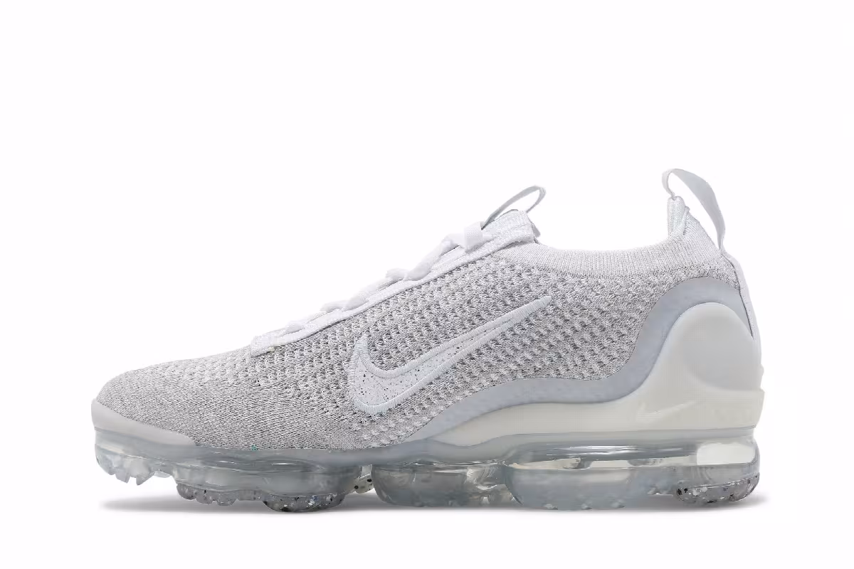 Nike Women's Air VaporMax 2021 Flyknit White Pure Platinum, view 4