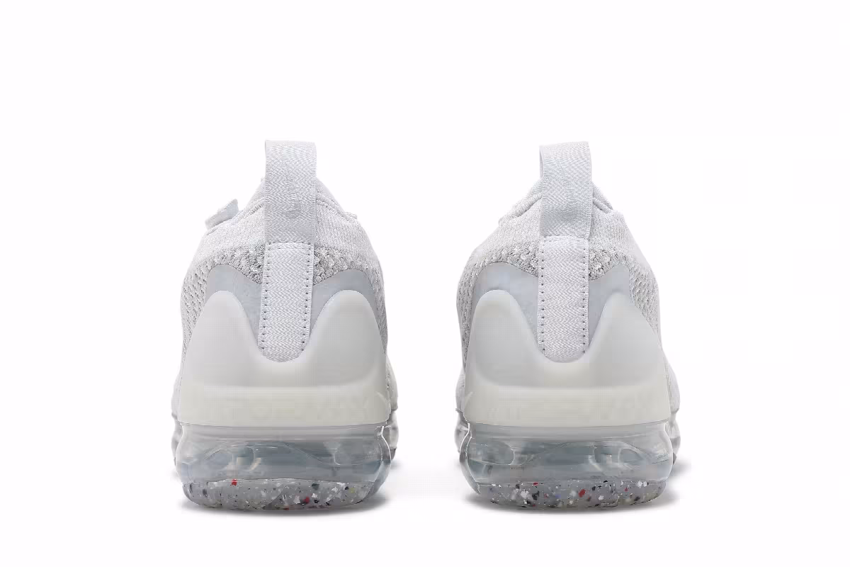 Nike Women's Air VaporMax 2021 Flyknit White Pure Platinum, view 7