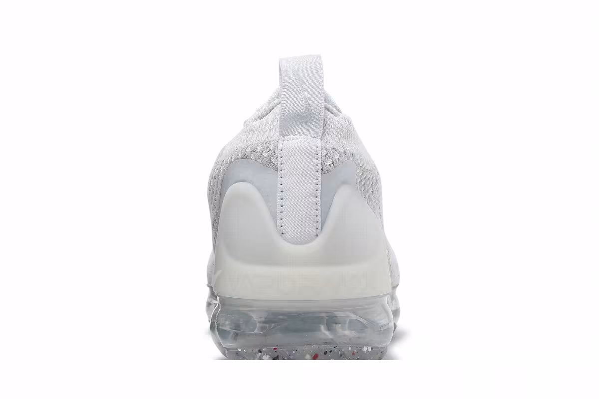 Nike Women's Air VaporMax 2021 Flyknit White Pure Platinum, view 8