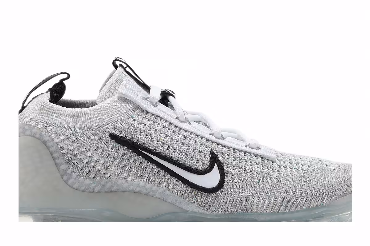 Nike Air VaporMax 2021 Flyknit GS White Metallic Silver, view 3
