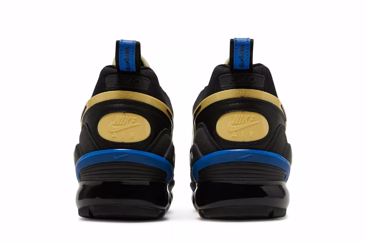 Nike Air VaporMax EVO Black Hyper Cobalt, view 7