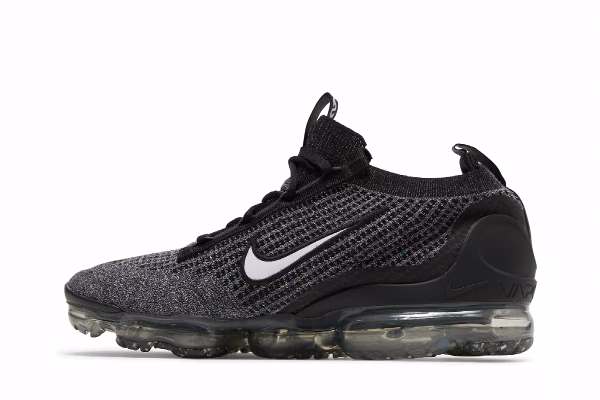 Nike Air Vapormax 2021 Flyknit Oreo, view 4