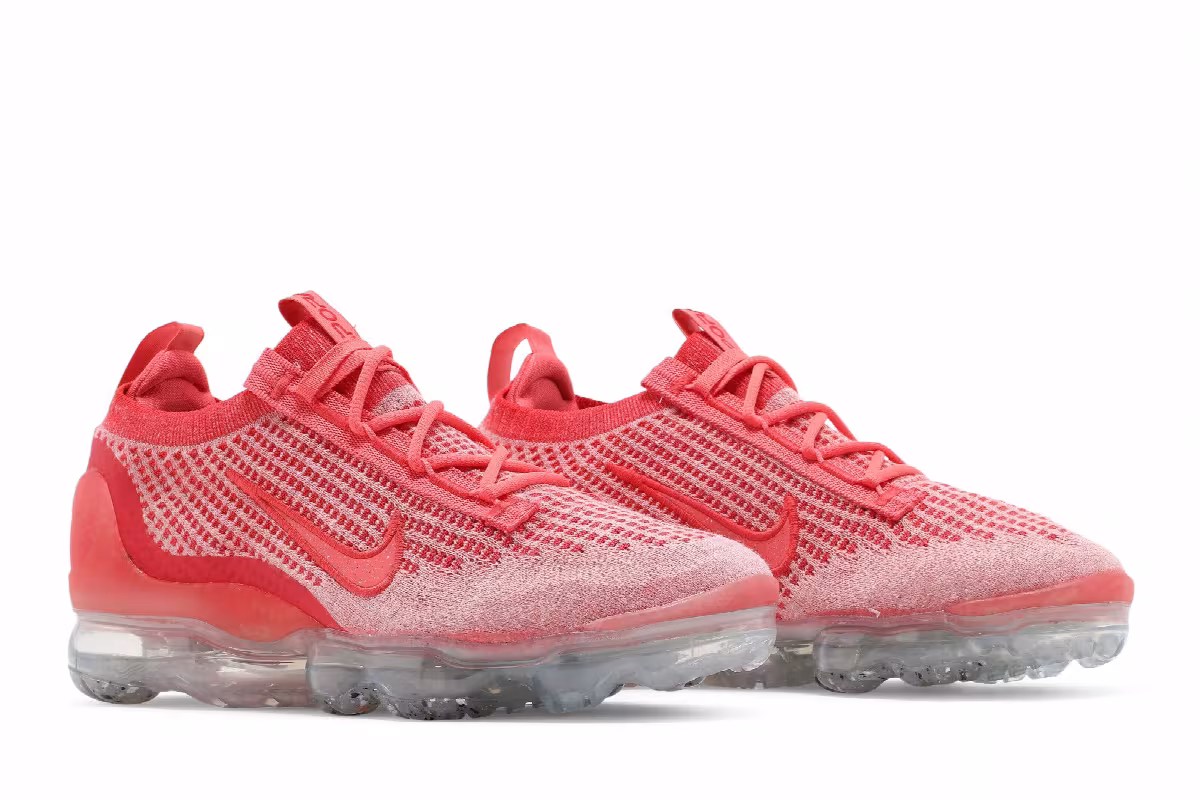 Nike Women's Air VaporMax 2021 Flyknit Magic Ember, view 9