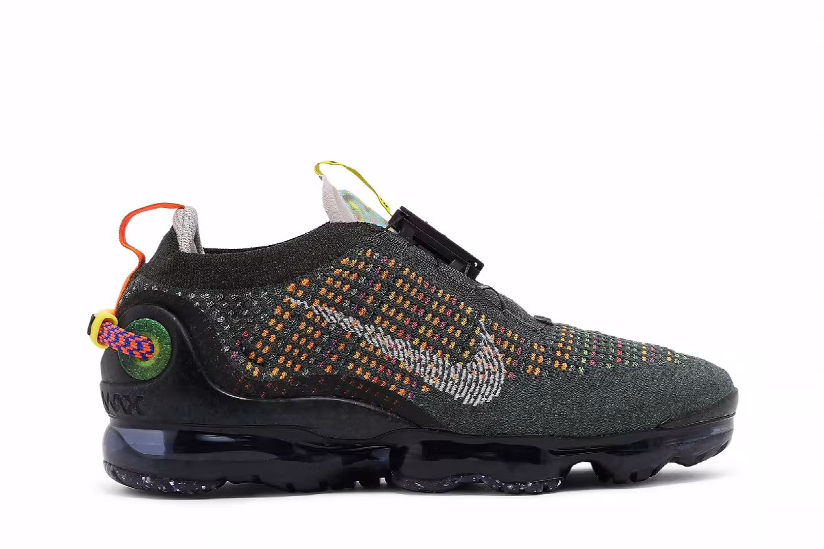 Nike Air VaporMax 2020 Flyknit Newsprint, view 2