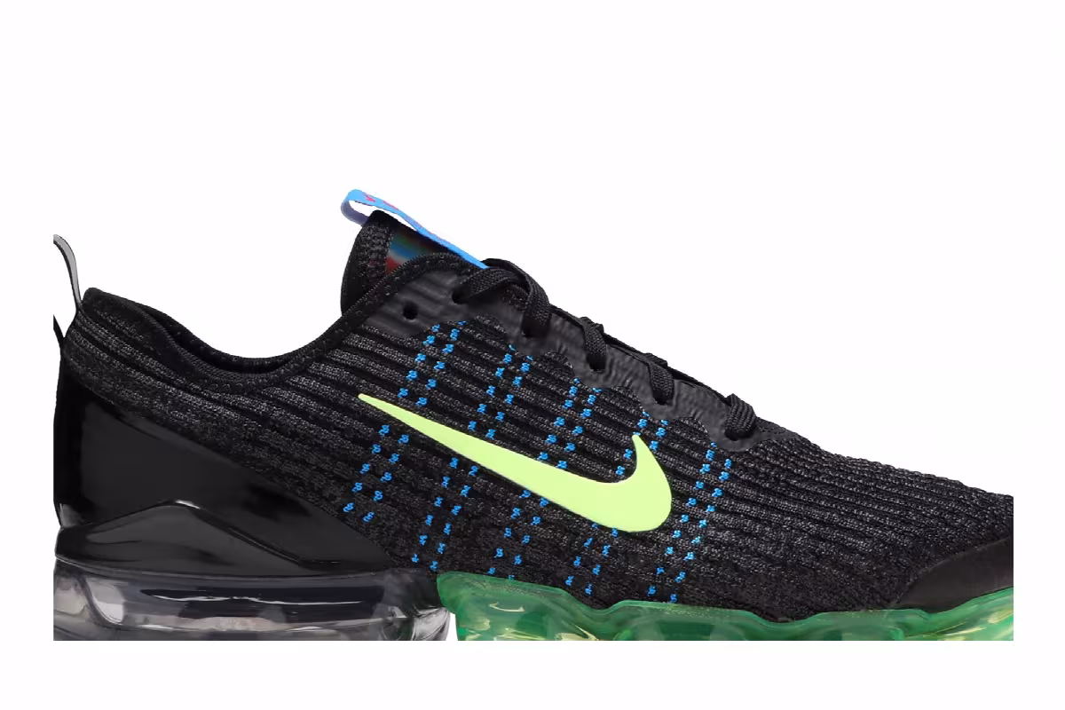 Nike Air VaporMax Flyknit 3 GS Black Ghost Green, view 3