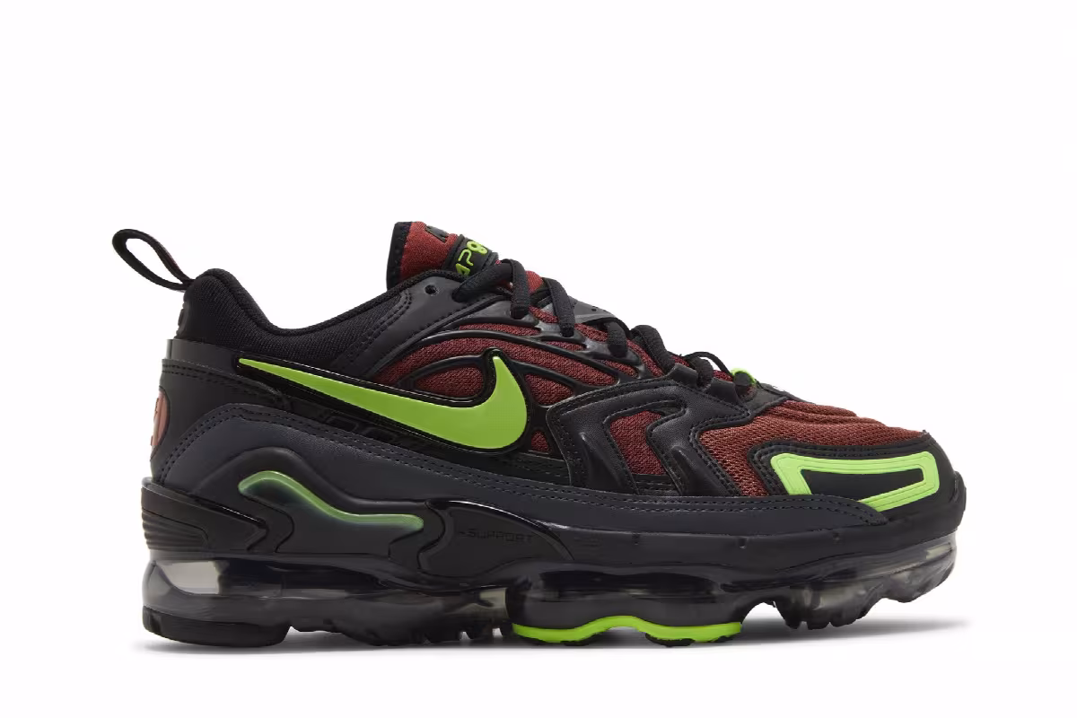 Nike Air VaporMax Evo Redstone, view 2