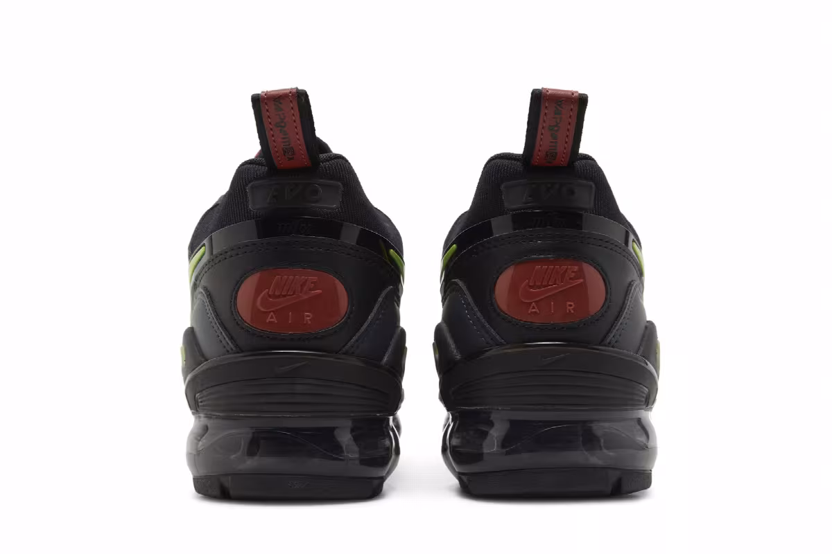 Nike Air VaporMax Evo Redstone, view 7