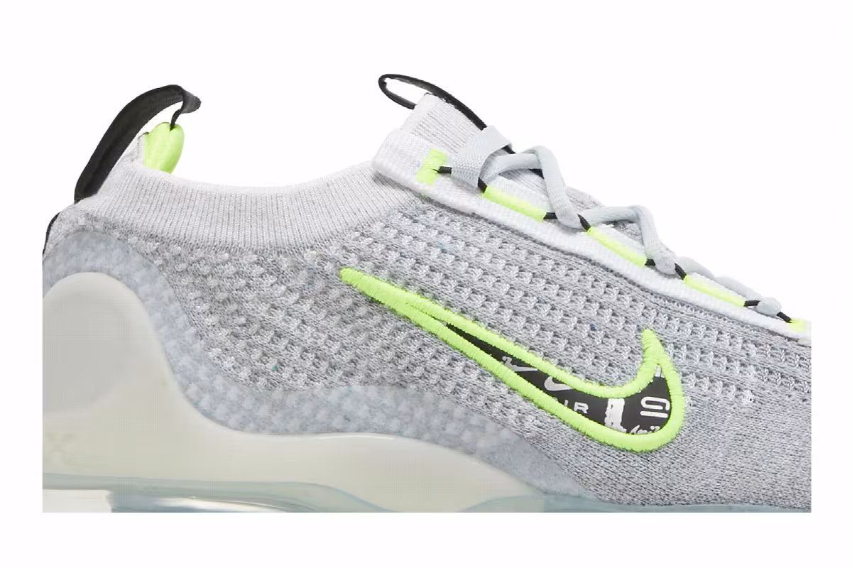 Nike Air Vapormax 2021 Flyknit Logo Pack - Wolf Grey Volt, view 3