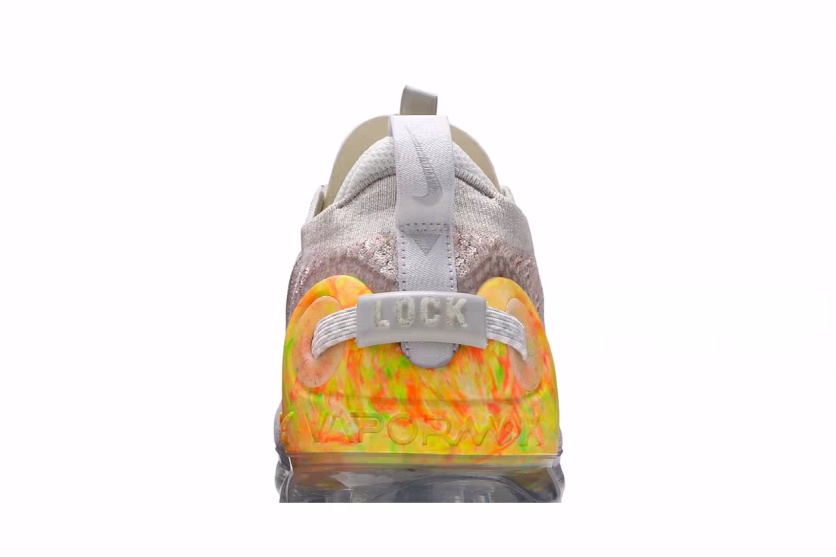 Nike Air VaporMax 2020 Flyknit Light Bone, view 8