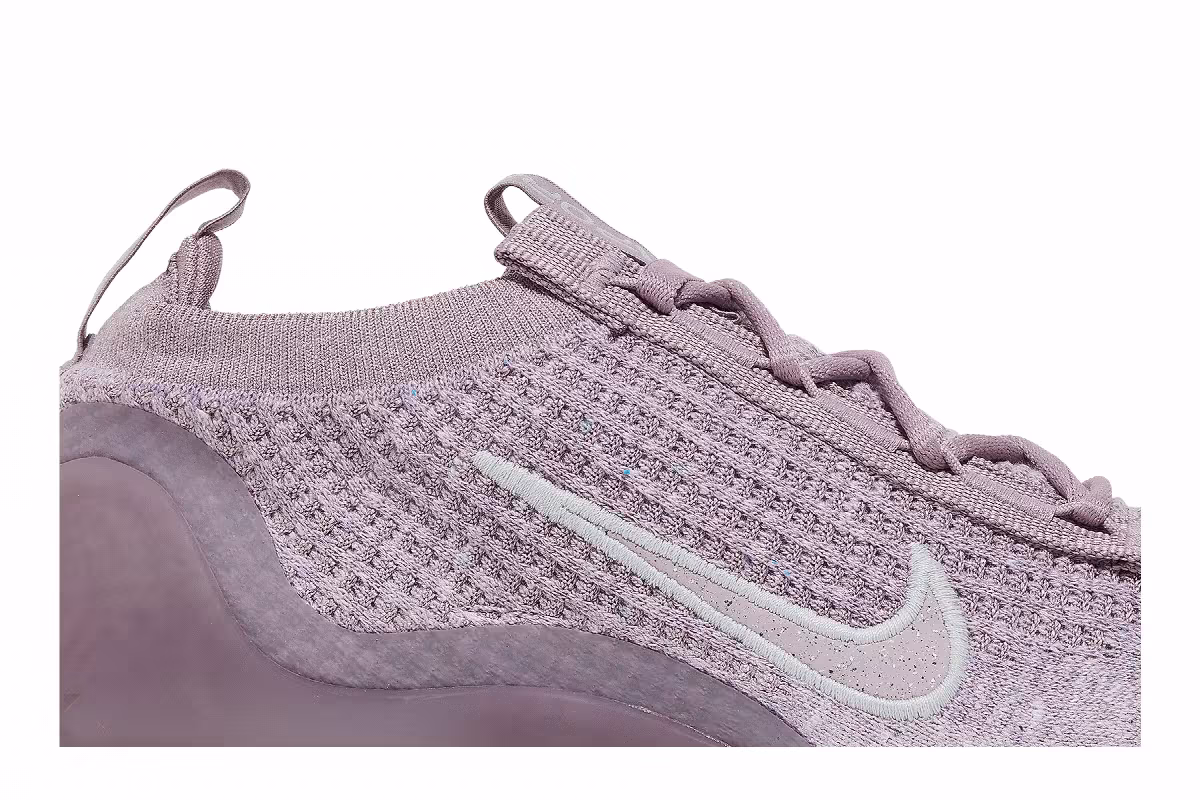 Nike Women's Air VaporMax 2021 Flyknit Plum Fog, view 3