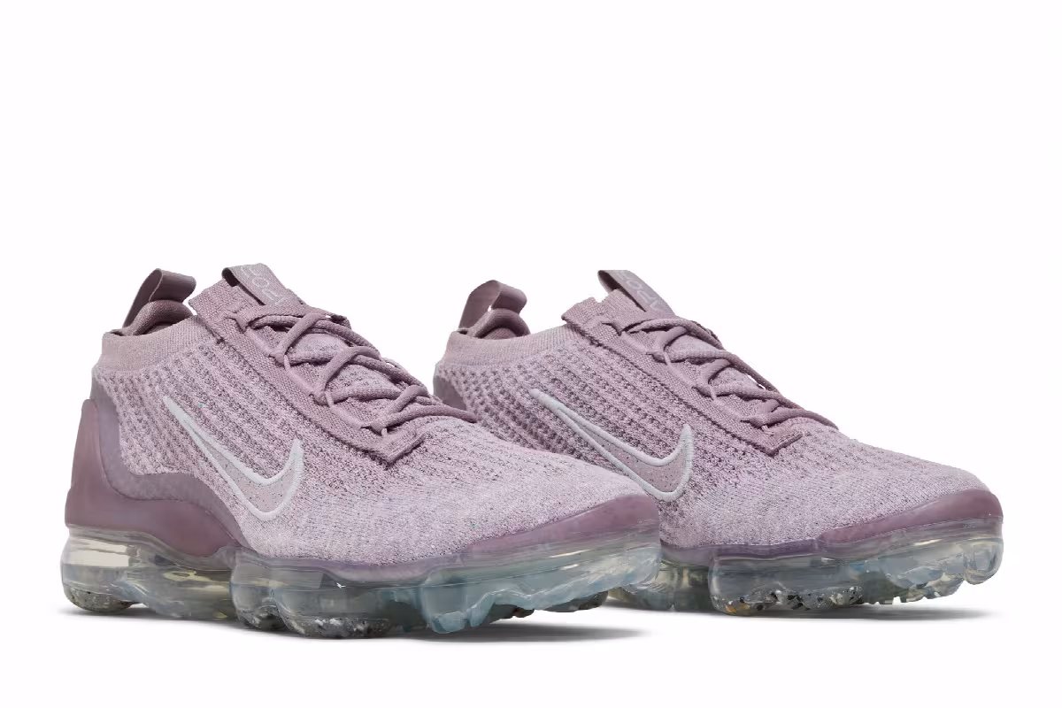 Nike Women's Air VaporMax 2021 Flyknit Plum Fog, view 9