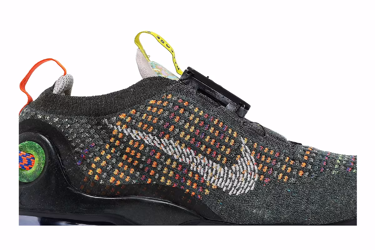 Nike Air VaporMax 2020 GS Newsprint, view 3