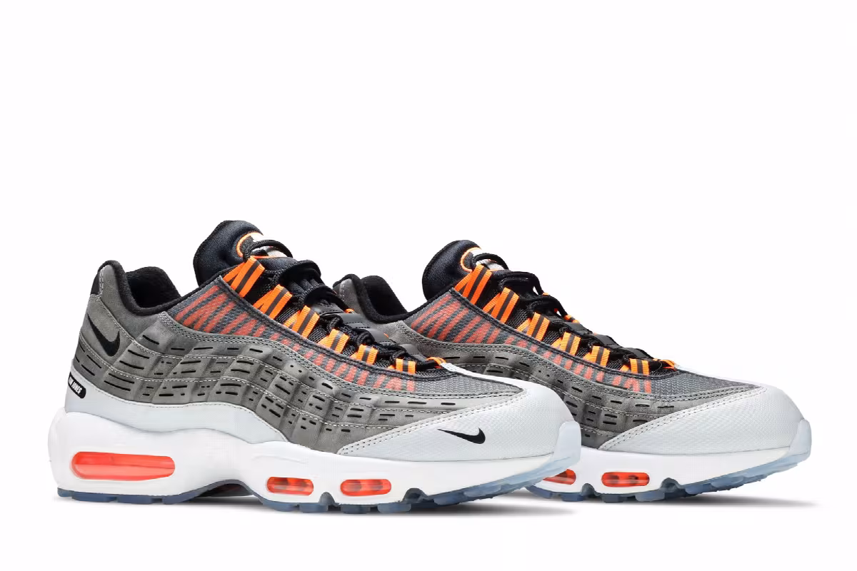 Kim Jones x Nike Air Max 95 Total Orange, view 9