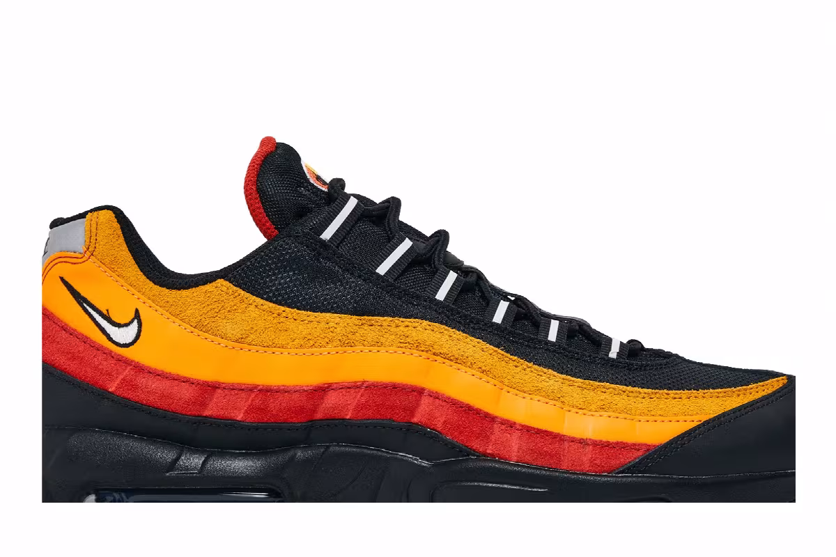 Nike Air Max 95 Black Kumquat, view 3