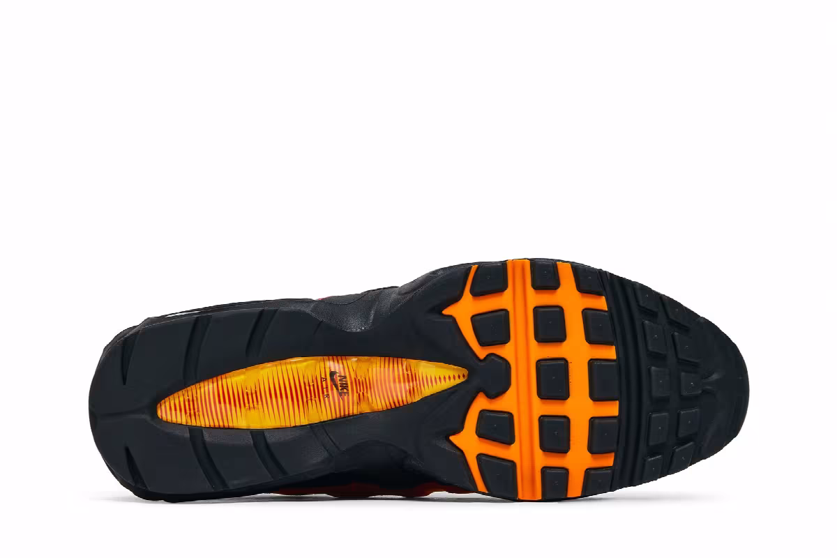 Nike Air Max 95 Black Kumquat, view 5