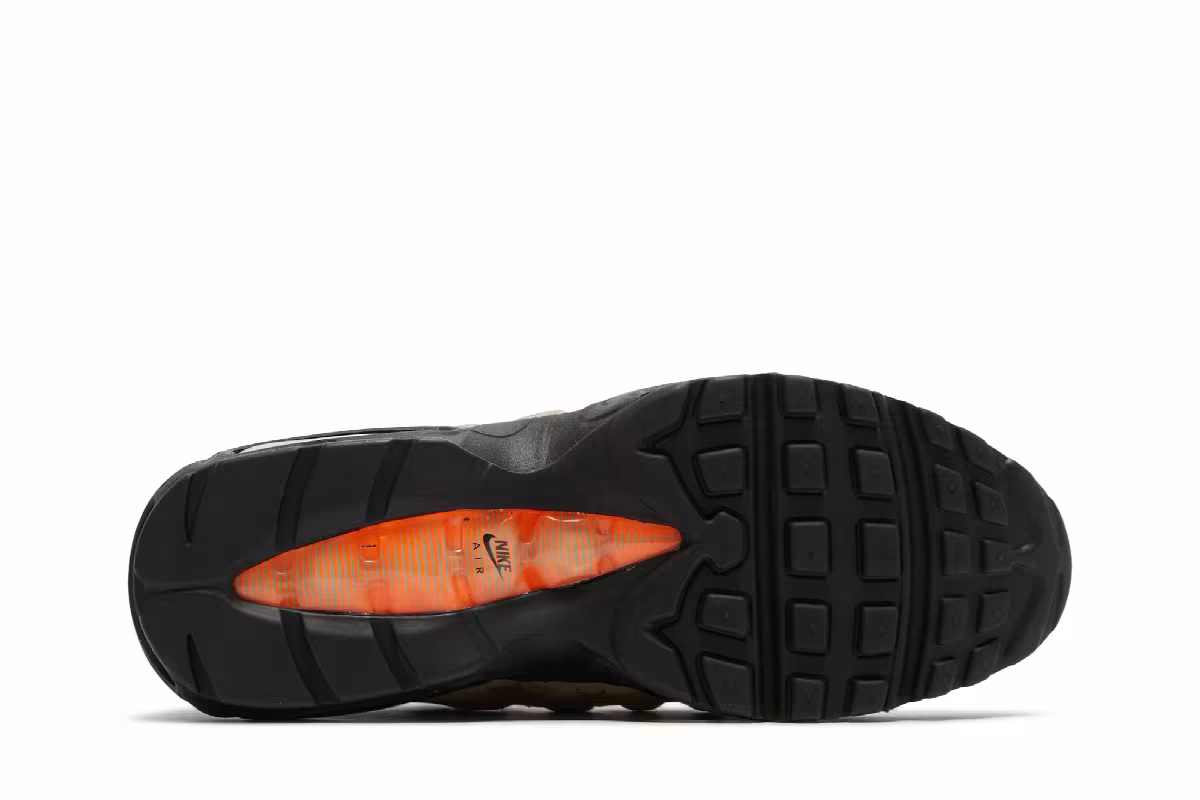 Nike Air Max 95 Khaki Total Orange, view 5