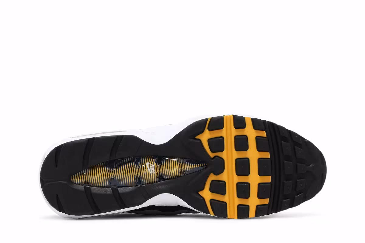 Nike Air Max 95 Michigan, view 5