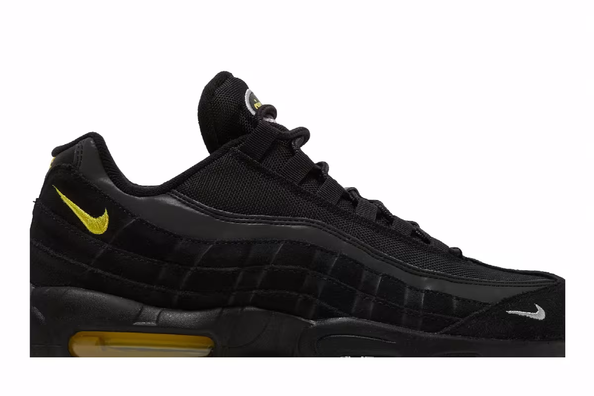 Nike Air Max 95 Black Yellow Strike, view 3