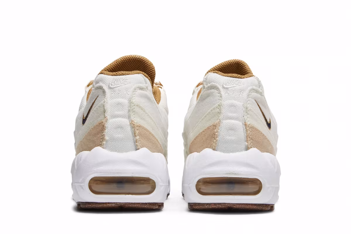 Nike Women's Air Max 95 SE Cork, view 7