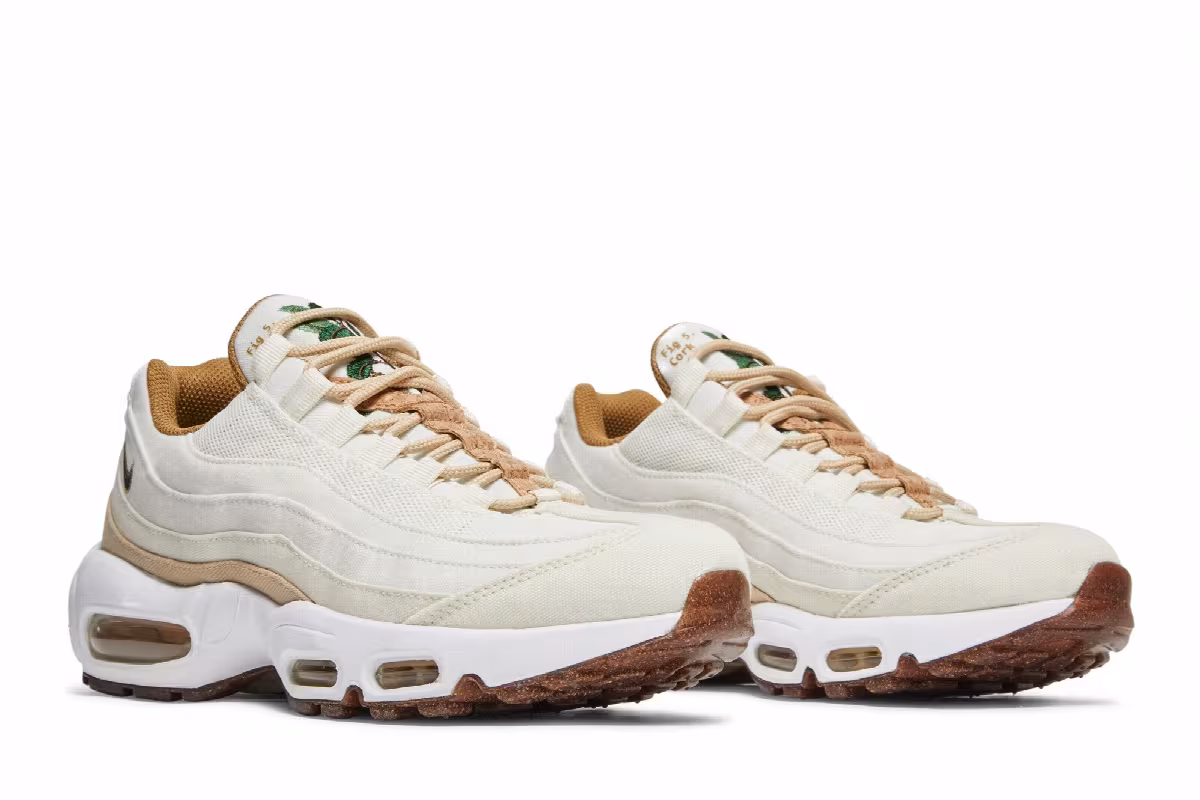 Nike Women's Air Max 95 SE Cork, view 9