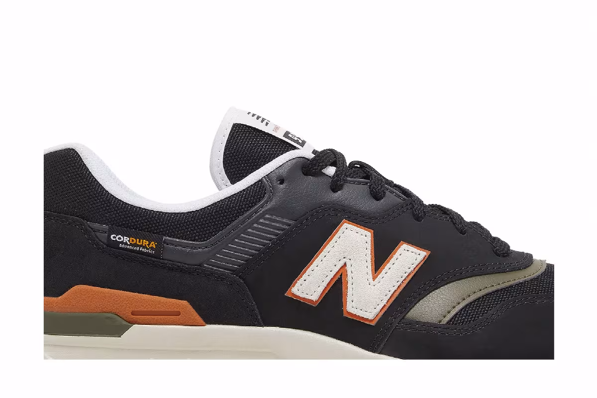 New Balance 997H Black Cayenne, view 3