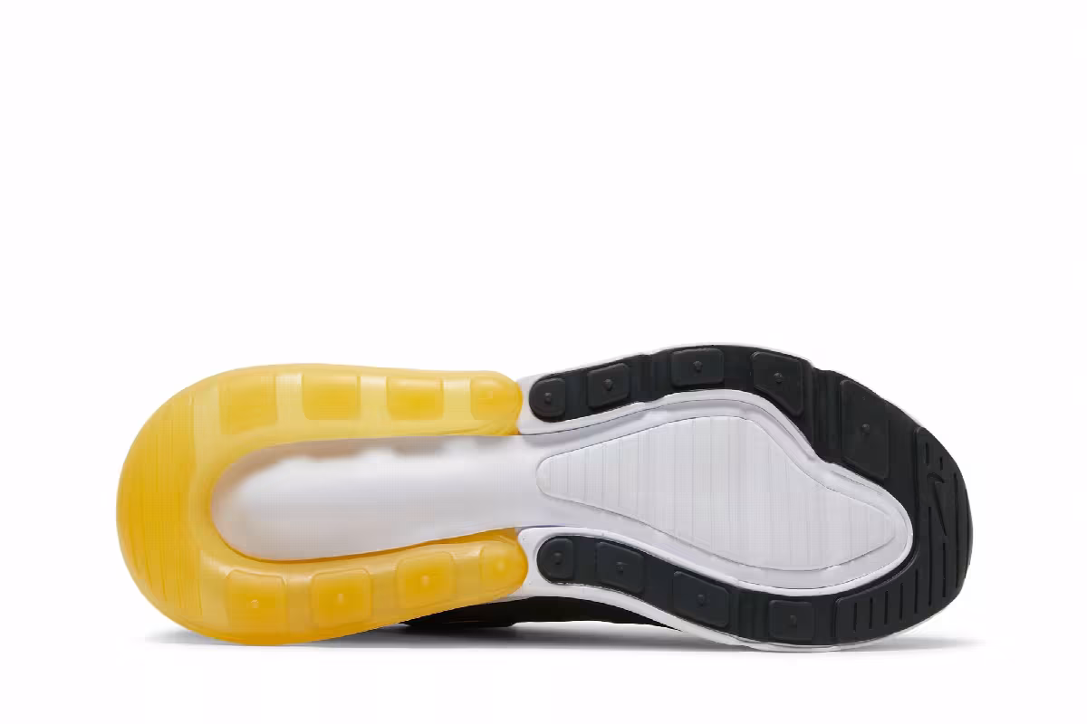 Nike Air Max 270 Go The Extra Smile, view 5