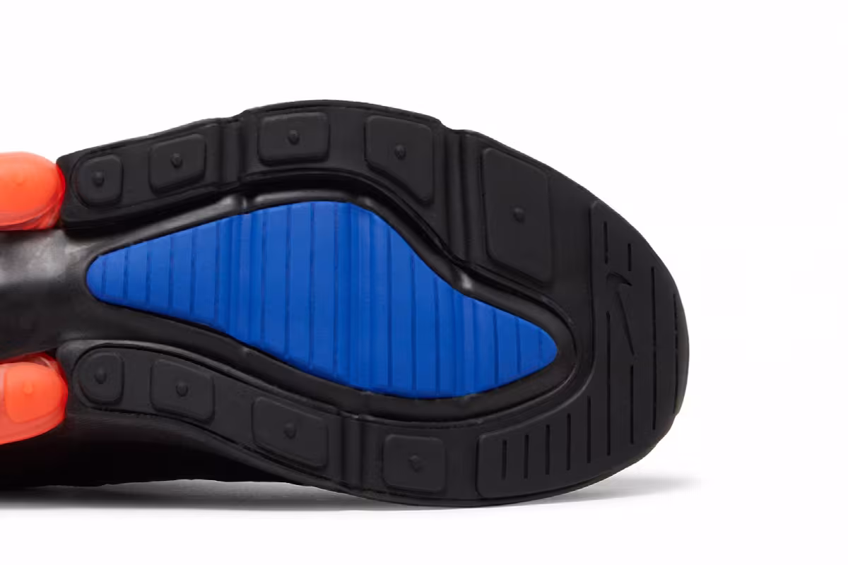 Nike Air Max 270 Black Bright Crimson, view 6