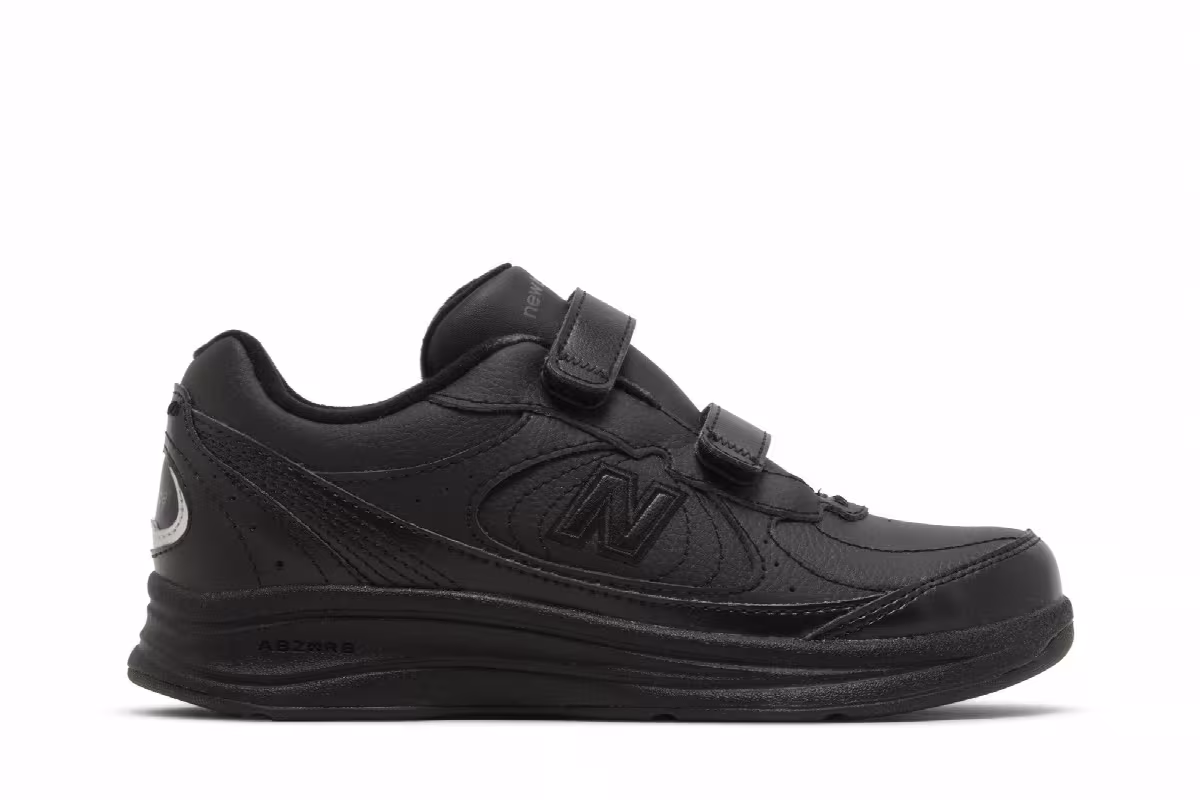 New Balance Women's 577H v1 Triple Black, view 2