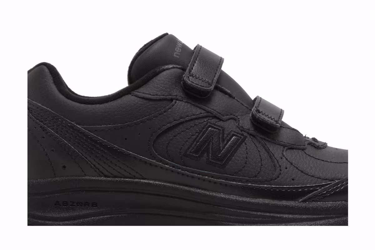 New Balance Women's 577H v1 Triple Black, view 3
