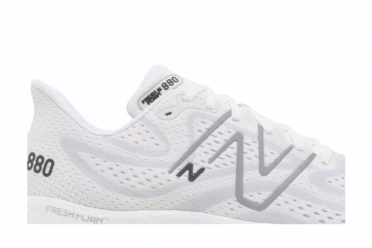 New Balance Fresh Foam X 880v13 White Silver Metallic, view 3