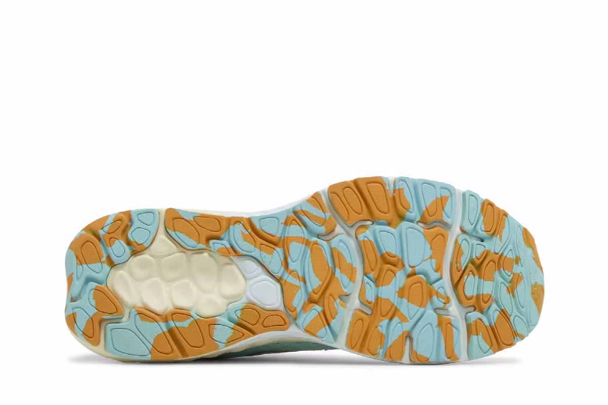 New Balance Women's Fresh Foam X 880v12 Surf Golden Hour, view 5