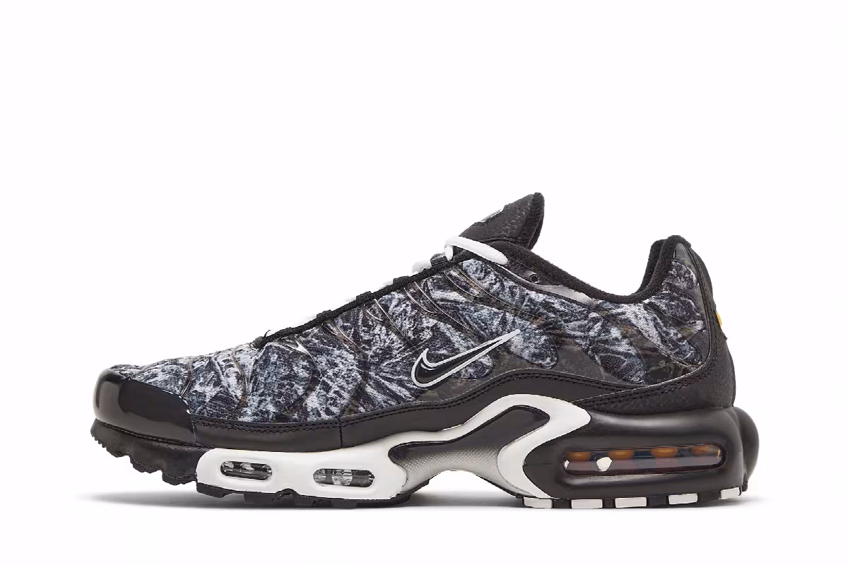 Nike Air Max Plus Shattered Ice - Black, view 4