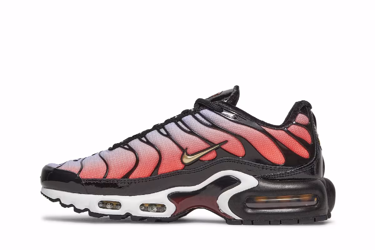 Nike Women's Air Max Plus Sisterhood, view 4