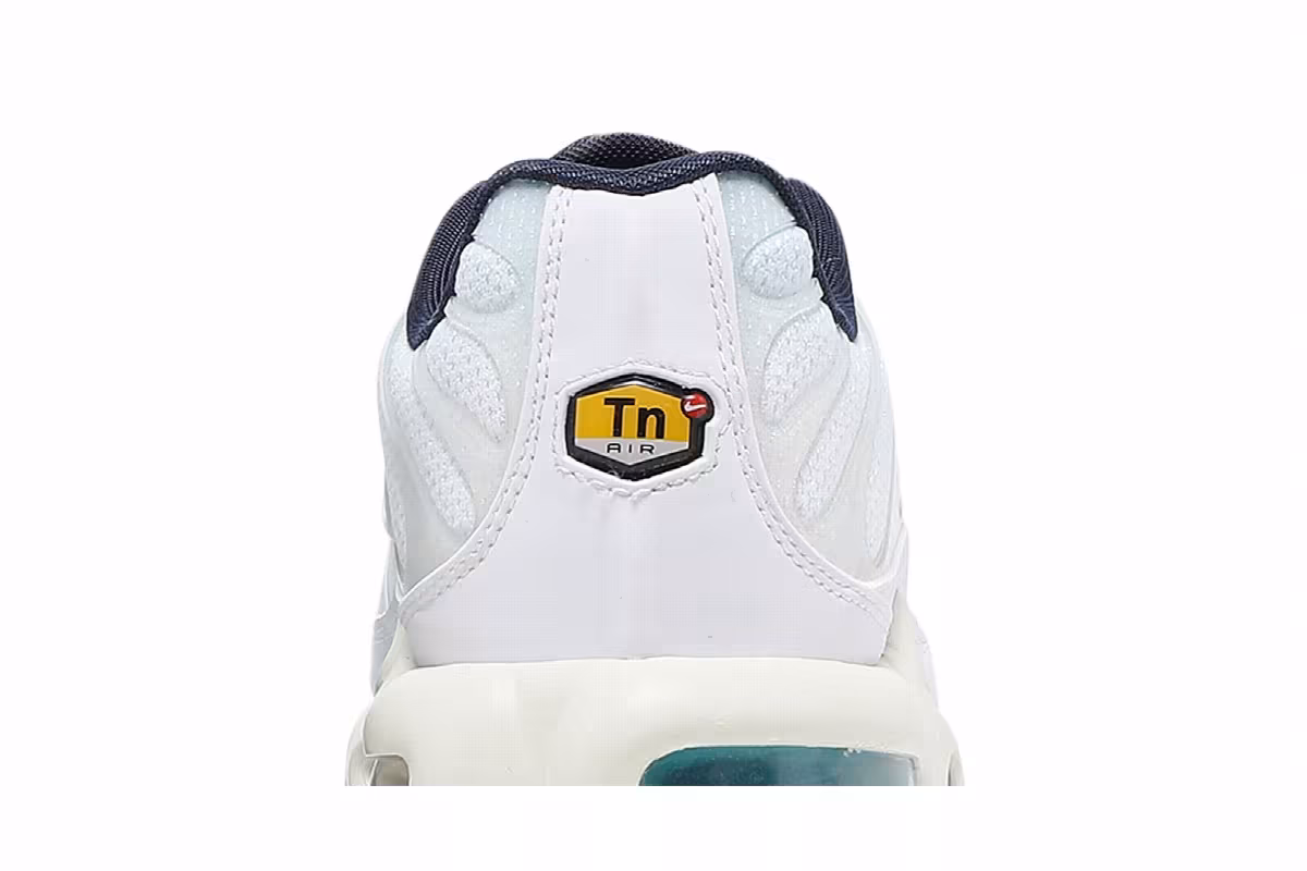 Nike Air Max Plus Psychic Blue, view 8