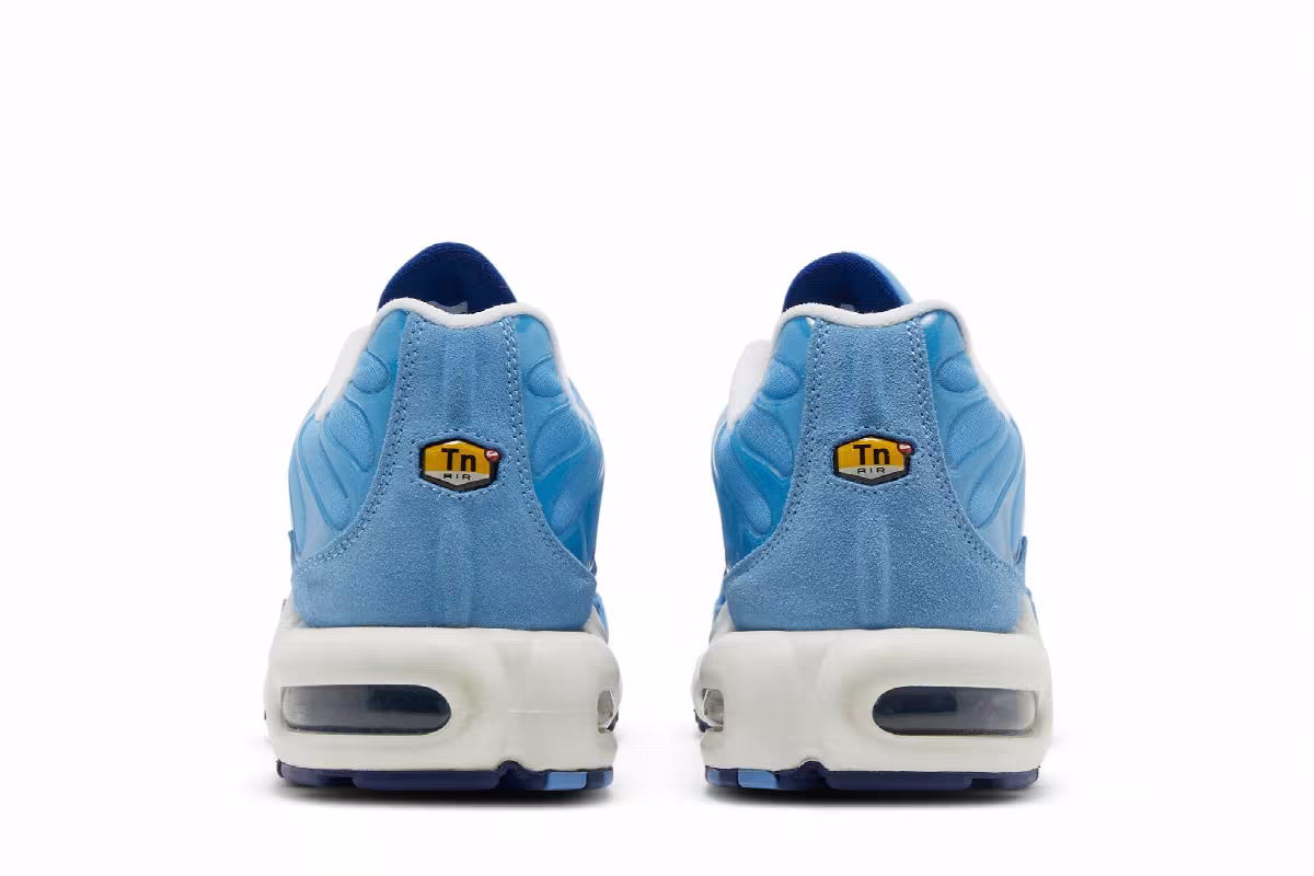 Nike Air Max Plus SE First Use - University Blue, view 7