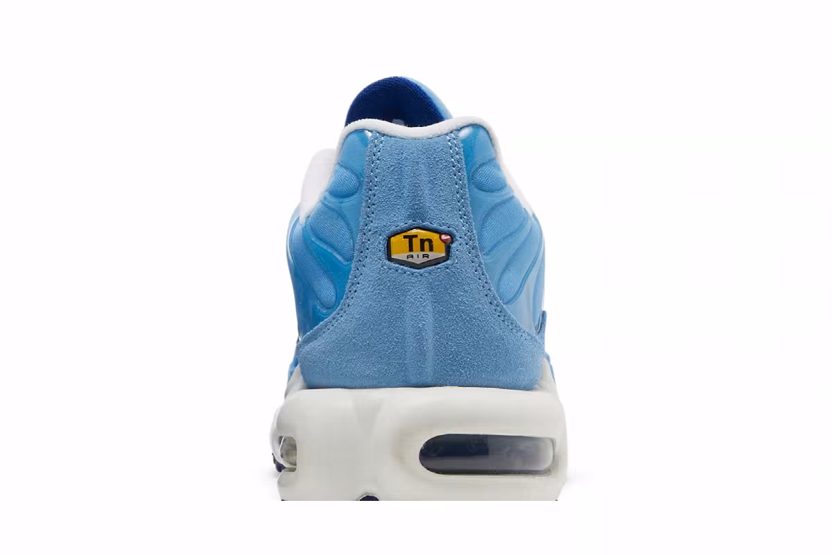 Nike Air Max Plus SE First Use - University Blue, view 8