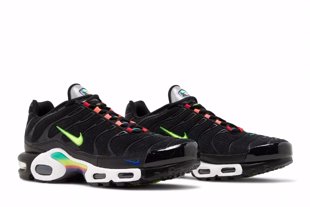 Nike Air Max Plus SE Evolution of Icon, view 9