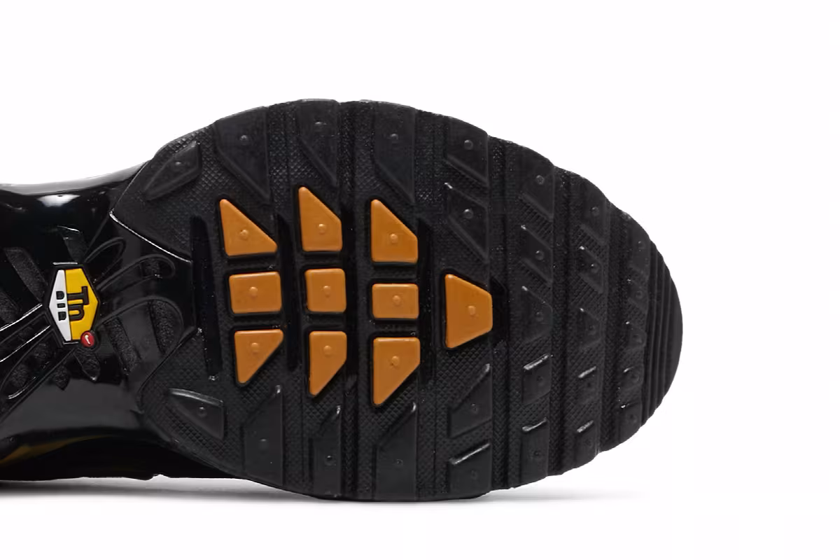 Nike Air Max Plus Black Wheat, view 6