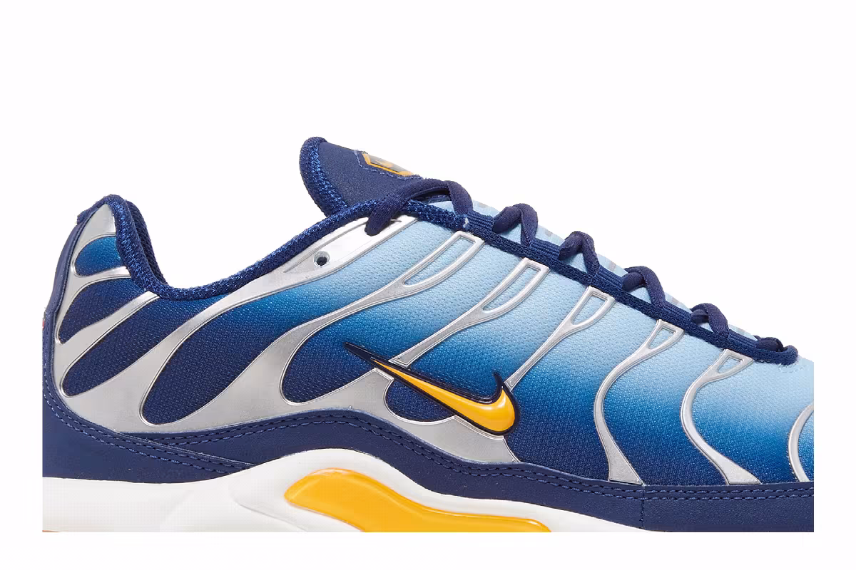 Nike Air Max Plus Blue Void Laser Orange, view 3