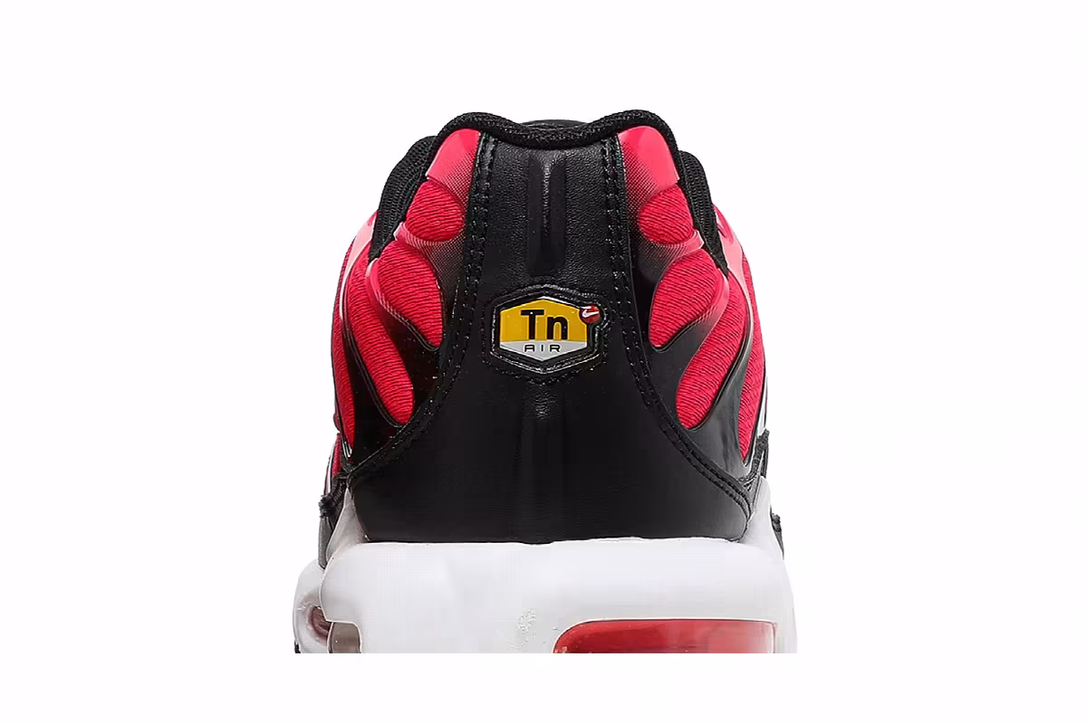 Nike Air Max Plus Siren Red, view 8
