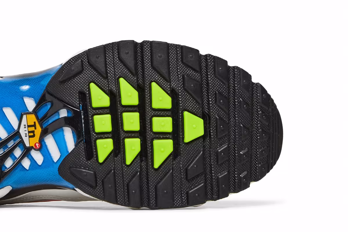 Nike Women's Air Max Plus Nerf, view 6