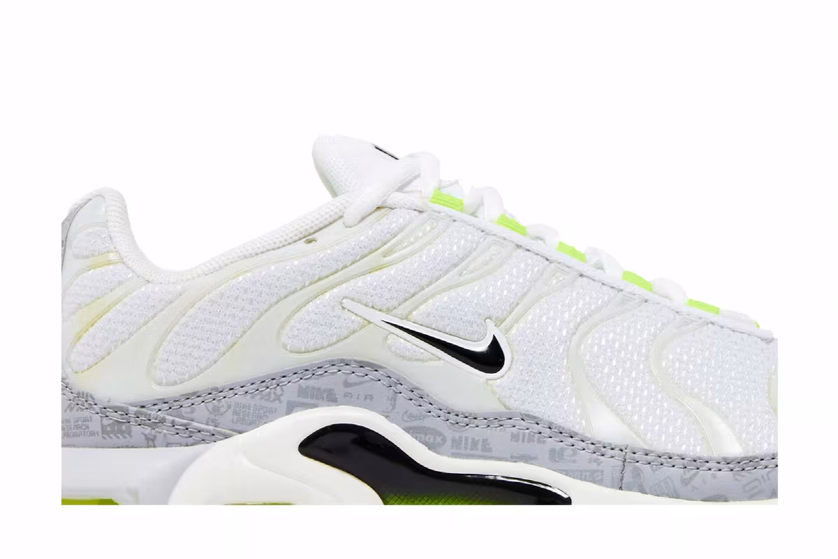 Nike Air Max Plus GS Reflective Logo - White Volt, view 3