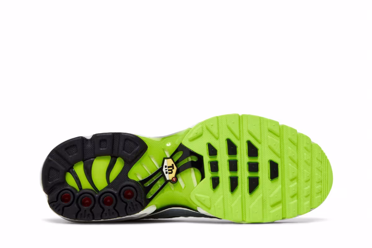 Nike Air Max Plus GS Reflective Logo - White Volt, view 5
