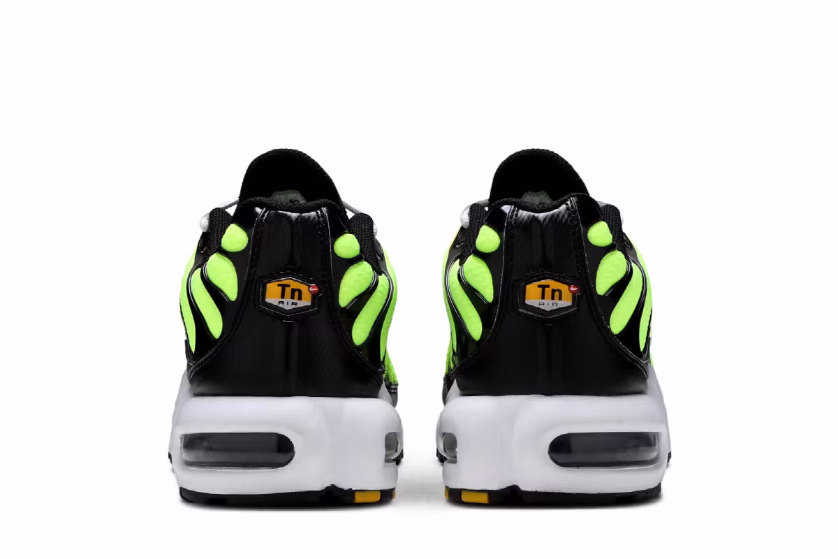 Nike Air Max Plus Hot Lime, view 7