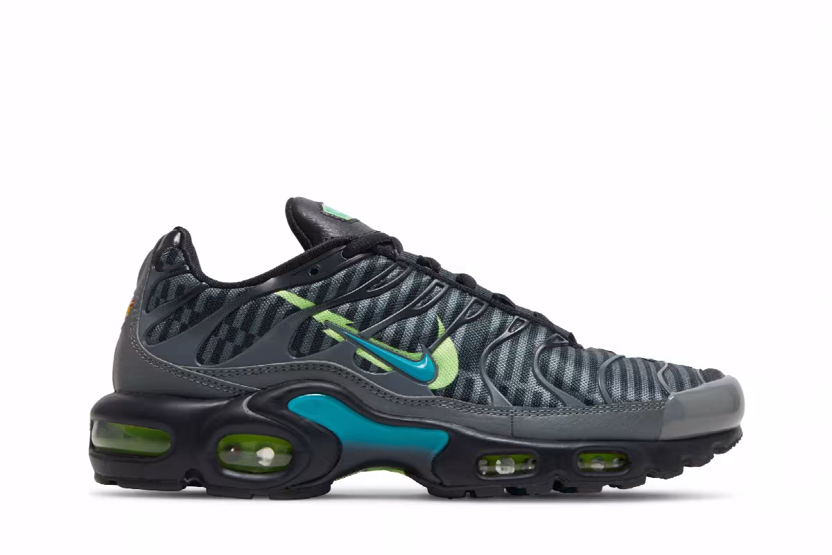 Nike Air Max Plus Champions League, view 2