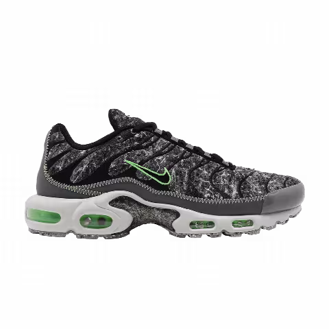 Nike Air Max Plus Essential 'Crater - Electric Green'