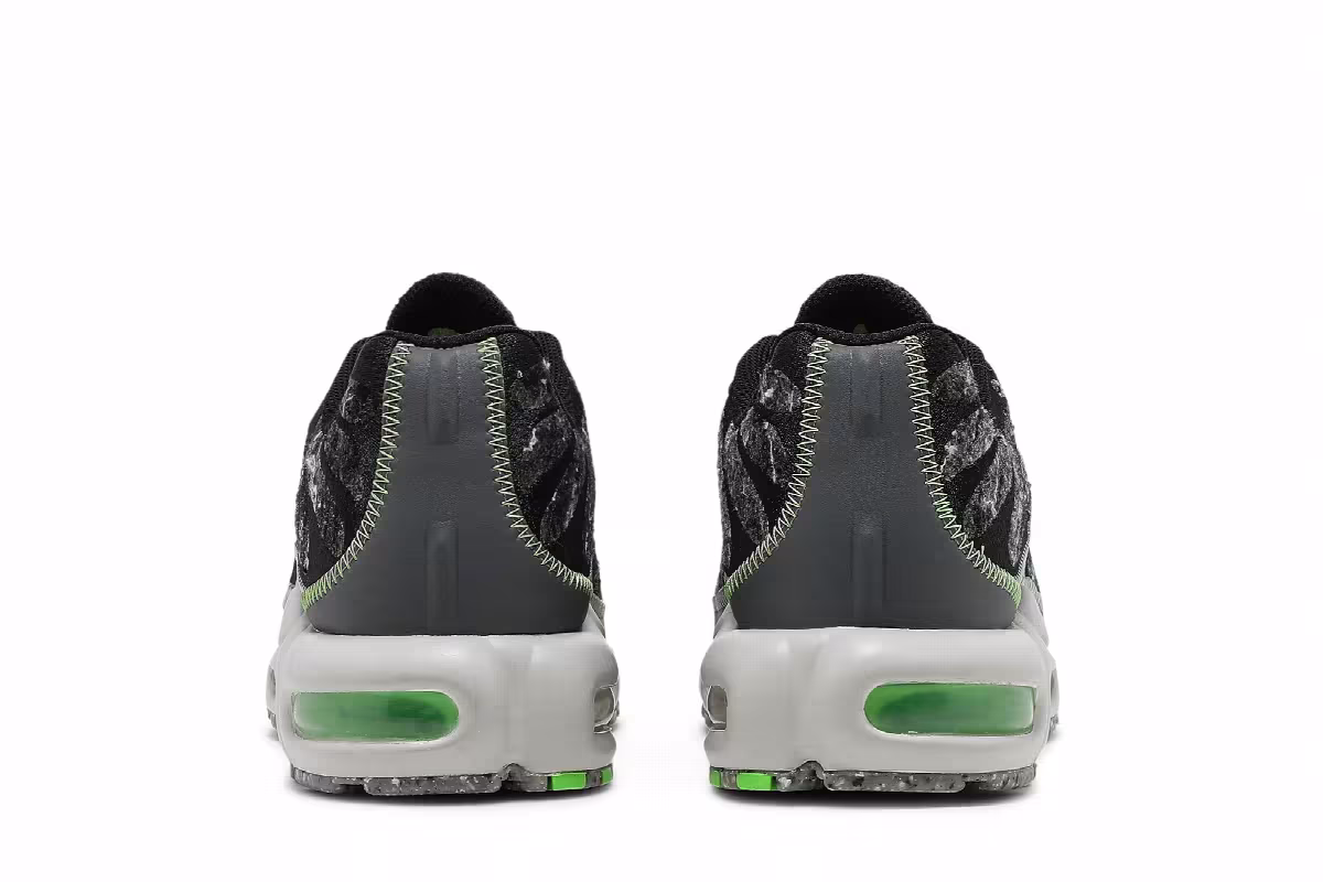 Nike Air Max Plus Essential Crater - Electric Green, view 7